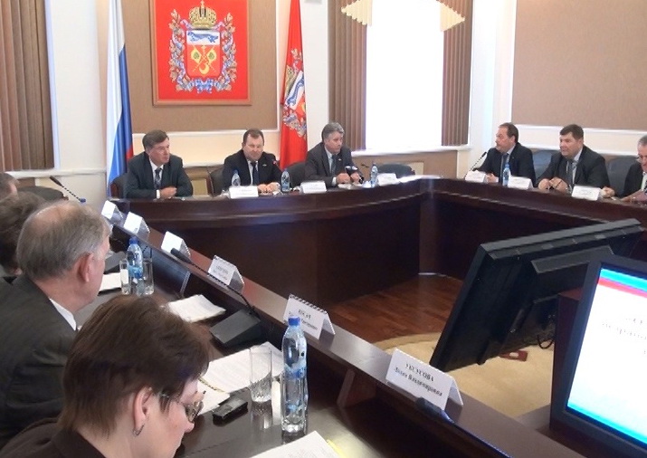 Оренбургские парламентарии обсудили проблемы села